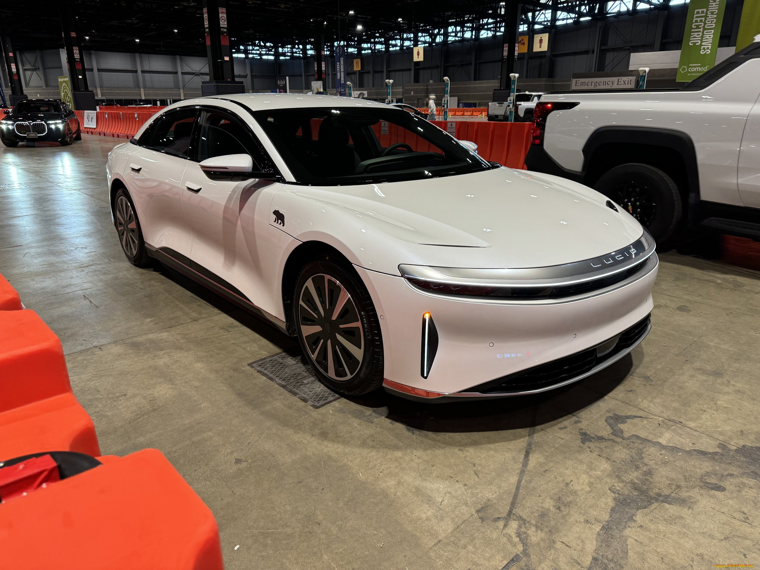 lucid air pure,  chicago auto show 2024, ,    , lucid, air, pure, , , 2024